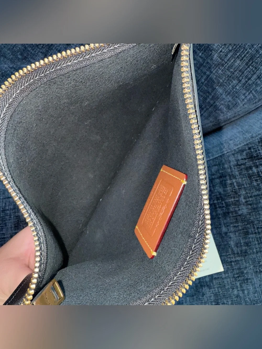 Coach New York Zip Pouch in Black